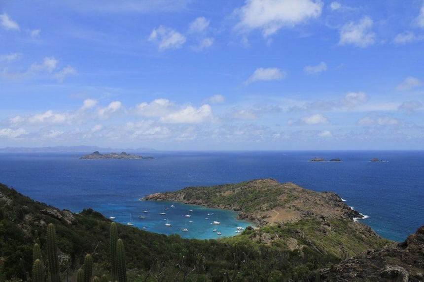 How to travel to St Barts 1 day in this little gem of the Lesser Antilles