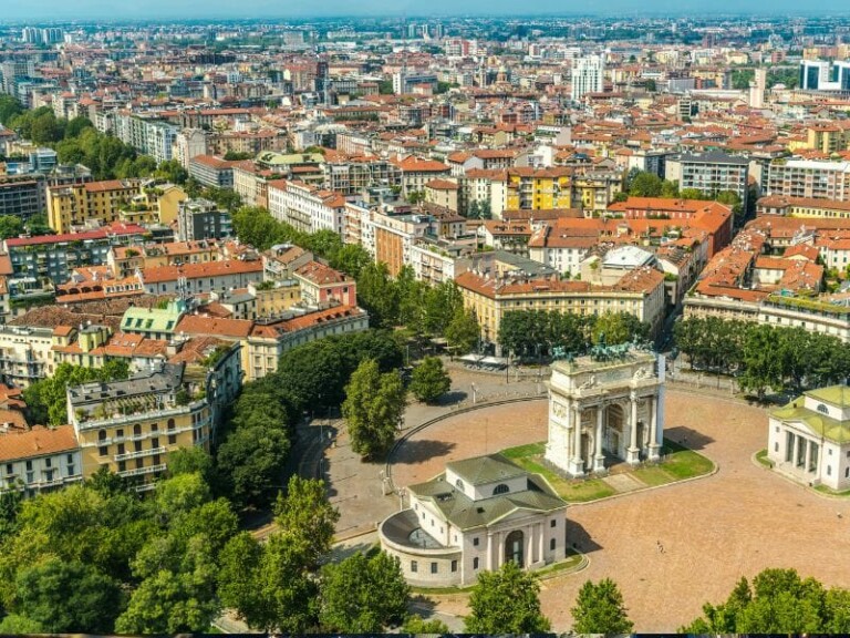 17 Things to Know Before Renting a Car in Milan Italy (2023)