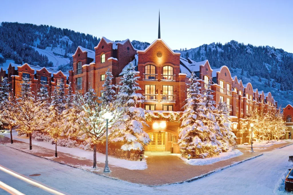 Aspen St Regis hotel in winter snow overview